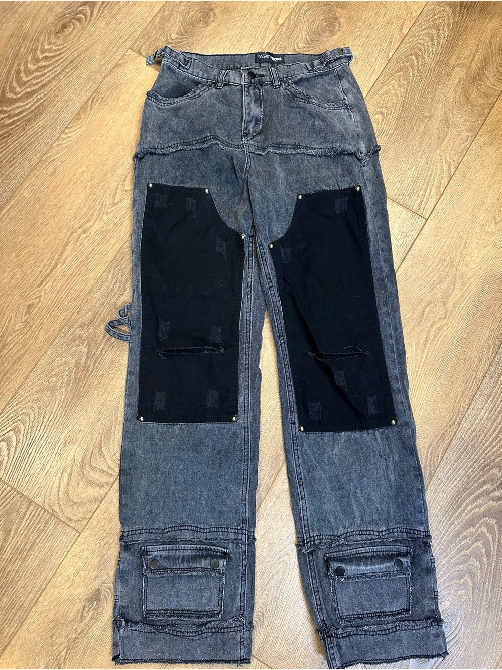 Fashion Nova Tell Me Why Carpenter Pants M / skater punk grunge streetwear